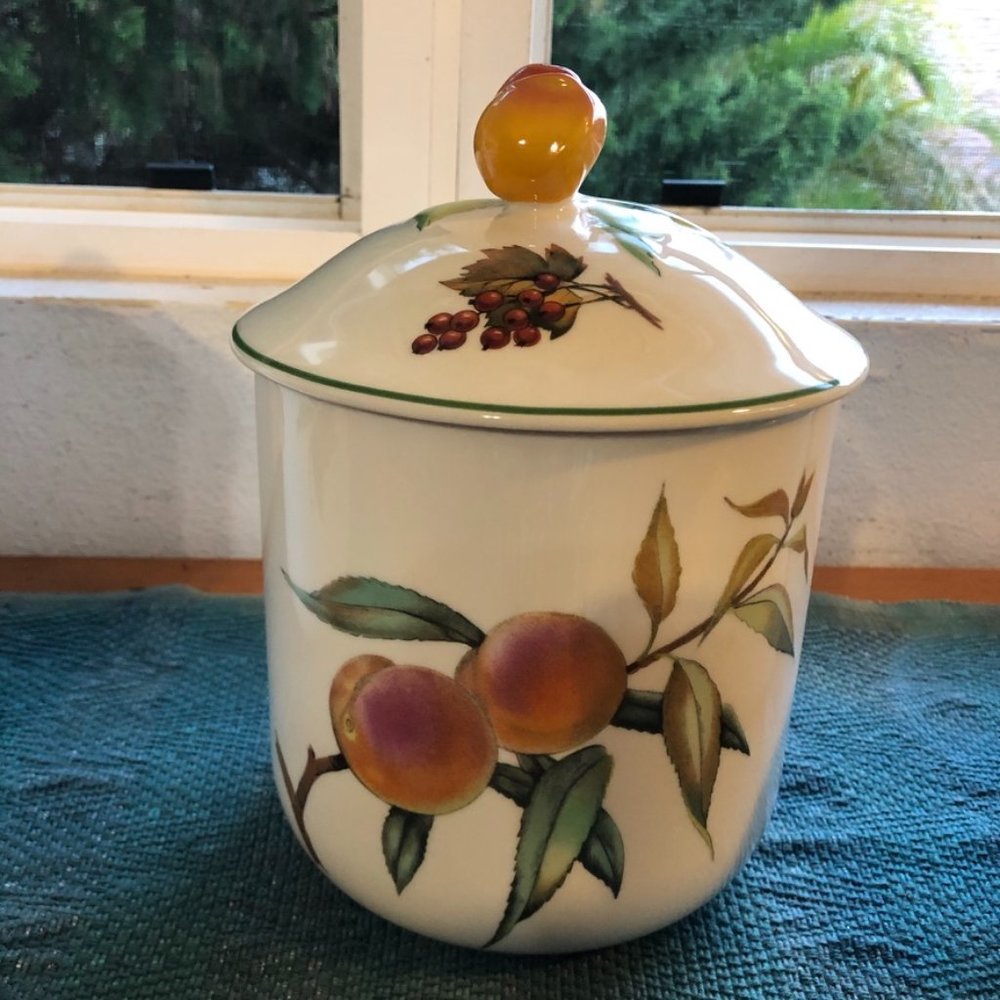 Royal Worcester Evesham Vale 6" Peach Canister&Lid